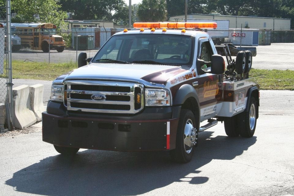 johnsons wrecker service light towing 559151 463264700382704 943503893 n